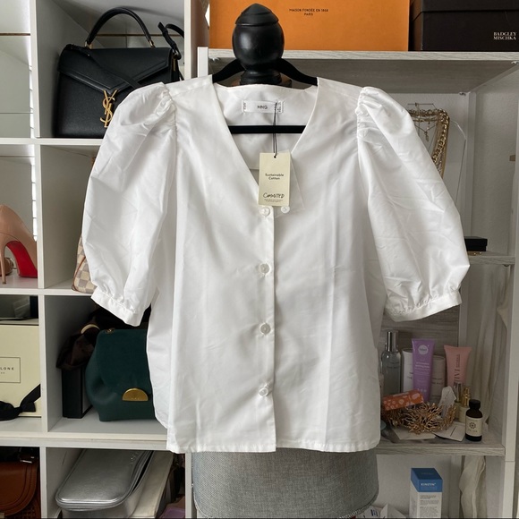 Mango Tops - MANGO white cotton button down with puff sleeves